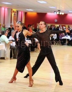 Swetlana Melnichuk - Tanzlehrerin für lateinamerikanische und Standarttänze in Dilly-Dance Tanzschule in München-Obersendling